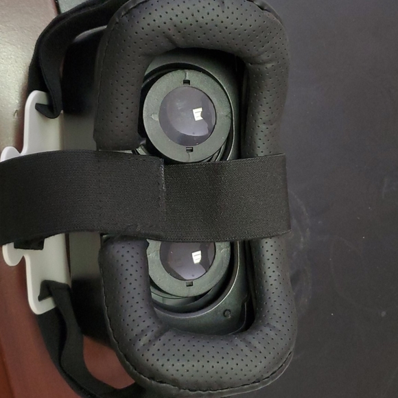 VR Case - Picture 3 of 4